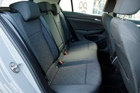Volkswagen Golf LIFE TSI 37