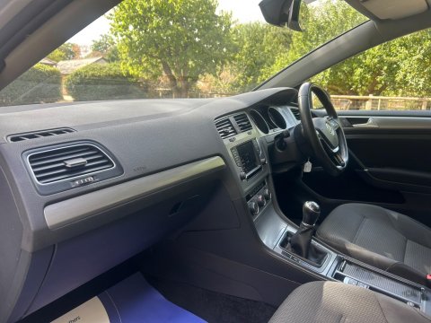 Volkswagen Golf 1.0 TSI Match Edition BlueMotion Euro 6 (s/s) 5dr 14