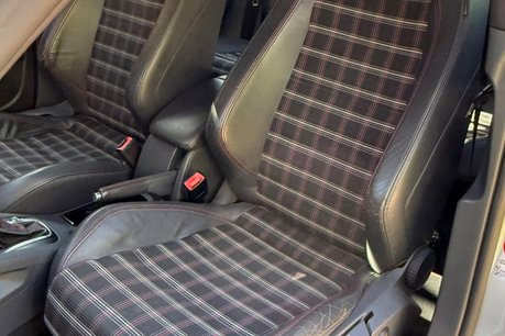 Volkswagen Golf GTI EDITION 30 T 41