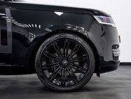 Land Rover Range Rover 3.0 P400 MHEV HSE SUV 5dr Petrol Auto 4WD Euro 6 (s/s) (400 ps) 15