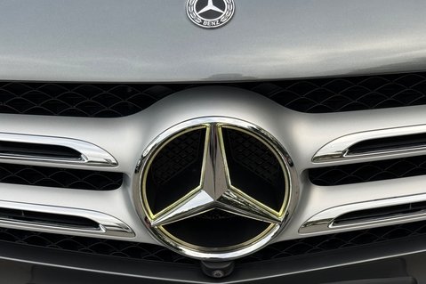 Mercedes-Benz GLC GLC 350 D 4MATIC AMG LINE PREMIUM PLUS -360 CAMERAS -FULL M/B SERVICE HIST 19