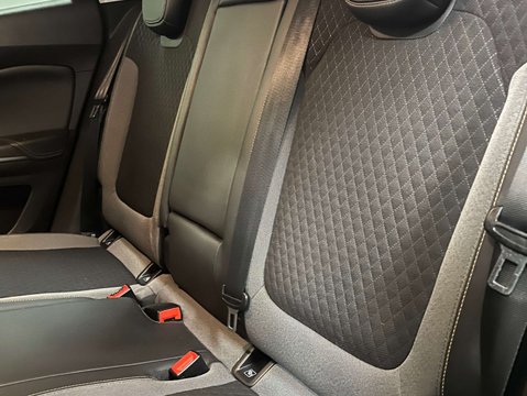 Vauxhall Grandland X 1.6 Grandland X Sport Nav TD S/S Auto 5dr 25