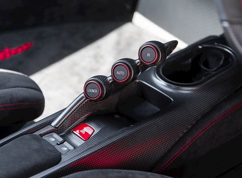 Ferrari 488 Pista 16