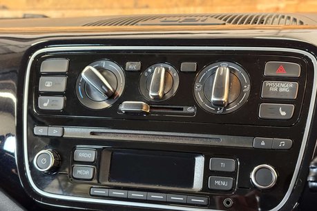 Volkswagen Up 1.0 High up! Hatchback 5dr Petrol ASG Euro 5 (75 ps) 14