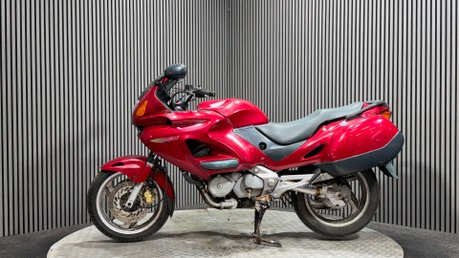 Honda NT650V Deauville 2001 24K SPARES OR REPAIR PROJECT TOURER BIKE 650CC 4