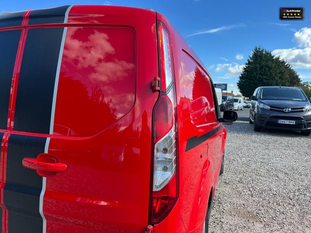 Ford Transit Connect SWB L1H1 200 Sport Alloys Air Con Cam Nav Sensors EURO 6 NO VAT 19
