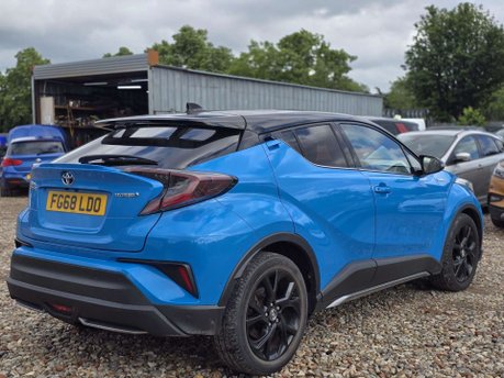 Toyota C-HR 1.8 VVT-h Dynamic SUV 5dr Petrol Hybrid CVT Euro 6 (s/s) (122 ps) 8