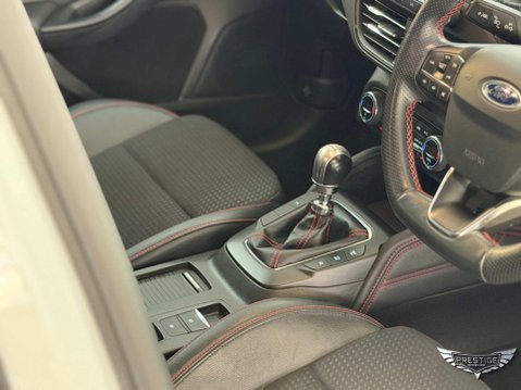 Ford Focus 1.5T EcoBoost ST-Line X Euro 6 (s/s) 5dr 26