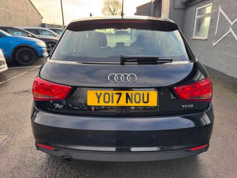Audi A1 SPORTBACK TFSI SPORT 4