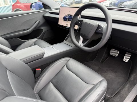 Tesla Model 3 Saloon 4dr Electric Auto RWD (208 ps) 2