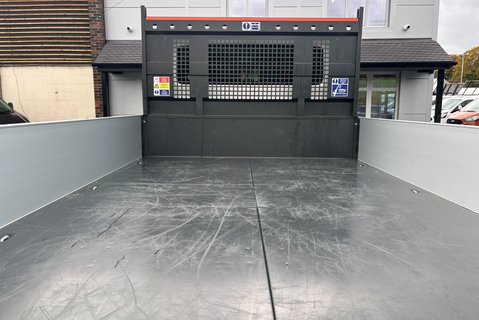 MAN TGE 3.180 DSG 4Motion Crew Cab Tipper - Air Con / LED Headlights 12