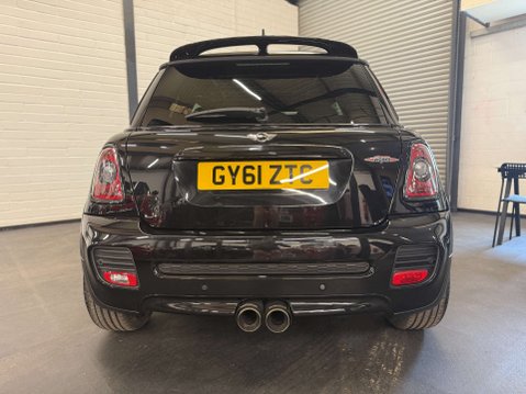 Mini Hatch 1.6 John Cooper Works Euro 5 3dr 11