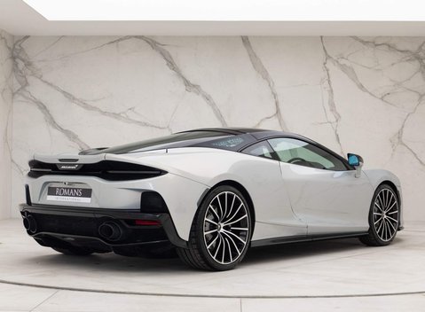 McLaren GT V8 SSG 21