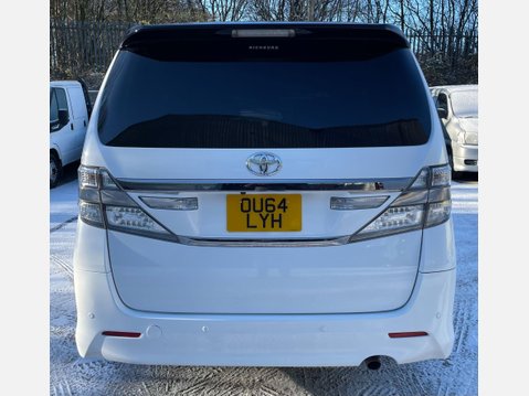 Toyota Vellfire 15
