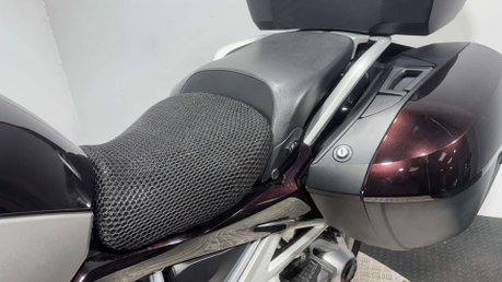 BMW R 1200 RT 2015 STUNNING EXAMPLE EBONY COLOUR SCHEME 45K NEW MOT 1200CC 40