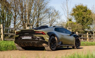 Lamborghini Huracan Sterrato 4