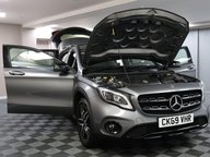 Mercedes-Benz GLA GLA 180 URBAN EDITION 15