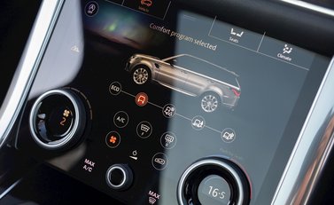 Land Rover Range Rover Sport 3.0 SDV6 HSE 21