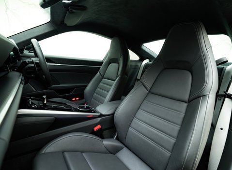 Porsche 911 Turbo S (992) 17