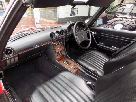 Mercedes-Benz R107 300 SL Sports 12