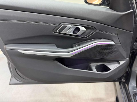 BMW 3 Series 2.0 330e 12kWh M Sport Saloon 4dr Petrol Plug-in Hybrid Auto Euro 6 (s/s) ( 52