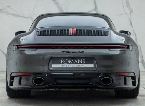 Porsche 911 Targa 4S (992) 11