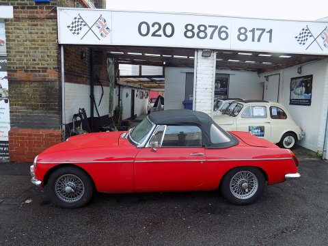 MG MGB MKII ROADSTER 65