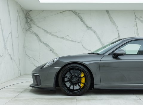 Porsche 911 GT3 (991.2) 29