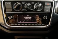 Volkswagen Up BLACK EDITION 18