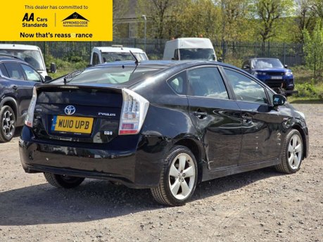 Toyota Prius 1.8 VVT-h T Spirit Hatchback 5dr Petrol Hybrid CVT Euro 5 (s/s) (136 ps) 5
