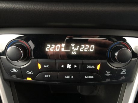 Suzuki SX4 S-Cross SZ4 1.6 petrol manual £165 tax, ULEZ compliant, service history 27