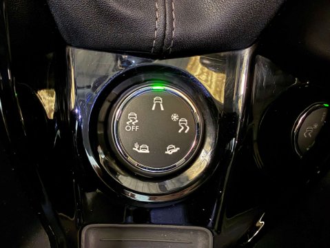 Peugeot 2008 1.2 2008 Allure Premium PureTech S/S 5dr 17