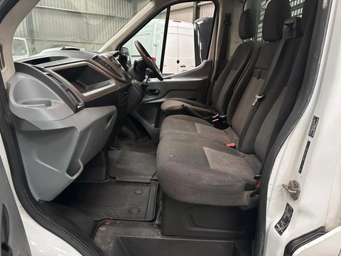 Ford Transit 350 C/C RWD DRW TIPPER 14