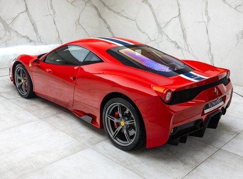 Ferrari 458 Speciale 12