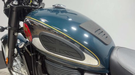 BSA Gold Star 650 2023 3K VERY CLEAN 1 OWNER NEW MOT RETRO MODERN CLASSIC BIKE 35