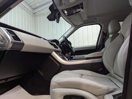 Land Rover Range Rover Sport 3.0 Range Rover Sport HSE SDV6 Auto 4WD 5dr 51