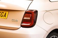 Fiat 500e LA PRIMA 10