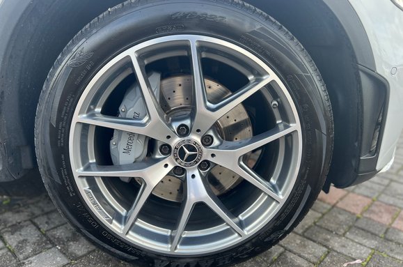 Mercedes-Benz GLC GLC 300 D 4MATIC AMG LINE PREMIUM PLUS 17