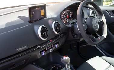 Audi RS3 Sportback Sport Edition 17