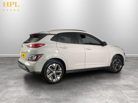 Hyundai KONA 64kWh Premium SUV 5dr Electric Auto (10.5kW Charger) (204 ps) Cruise Contr 7