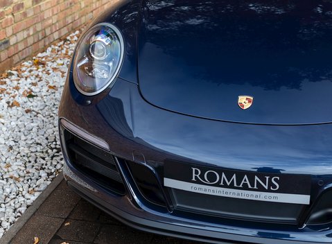 Porsche 911 Targa 4 GTS (991.2) 23