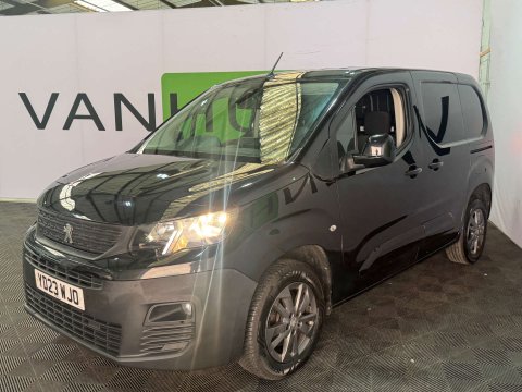 Peugeot Partner 1.5 Partner Asphalt Premium + BlueHDi Auto 6