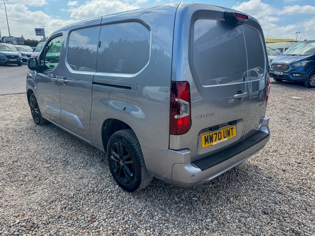 Citroen Berlingo AUTO LWB L2H1 Driver 950 Air Con Alloys Camera Nav Sensors SELECT 10