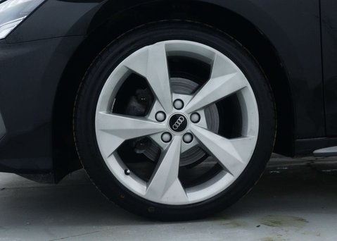 Audi A3 1.0 A3 Sportback 30 TFSI MHEV S Line Semi-Auto 5dr 15