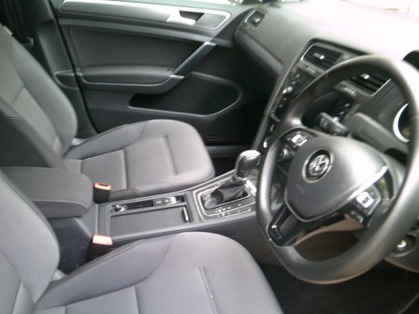 Volkswagen Golf SE NAVIGATION TSI BLUEMOTION TECHNOLOGY DSG ONLY 47,000 MILES FROM NEW 10