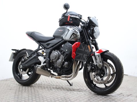 Triumph Trident TRIDENT 660 12