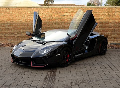 Lamborghini Aventador LP 700-4 Pirelli Edition 4