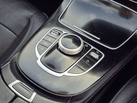 Mercedes-Benz E Class 2.0 E220d SE Saloon 4dr Diesel G-Tronic+ Euro 6 (s/s) (194 ps) 43