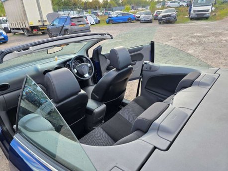 Ford Focus CC 1.6 CC-1 Convertible 2dr Petrol Manual (169 g/km, 99 bhp) 34