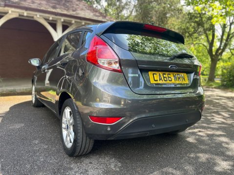 Ford Fiesta ZETEC 2